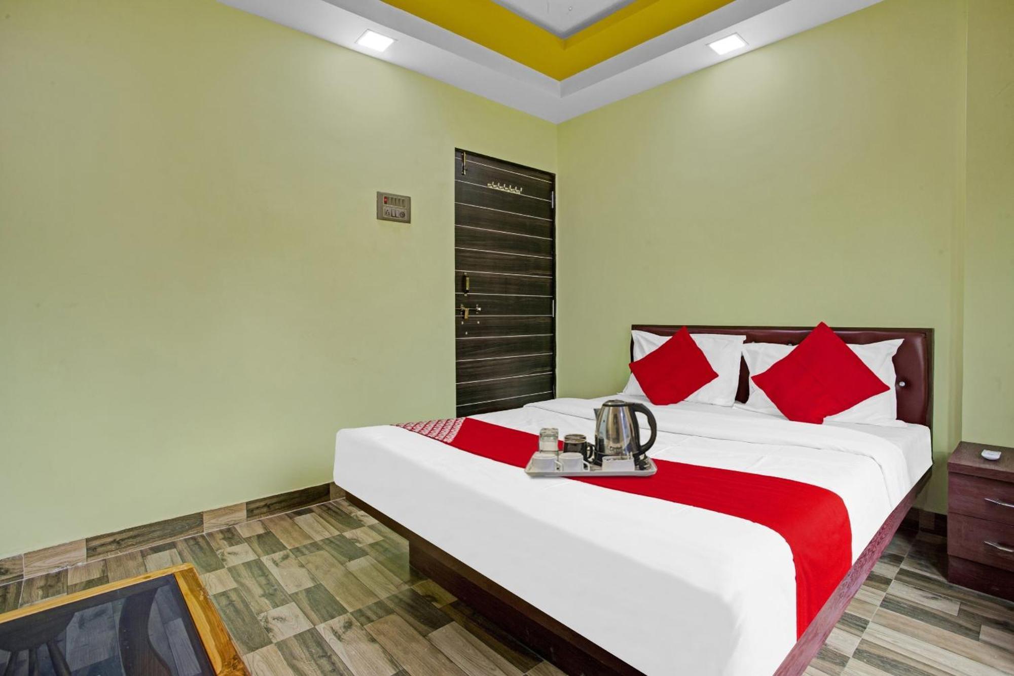 Hotel O Om Sai Residency Lodging And Boarding Taloje Exterior photo