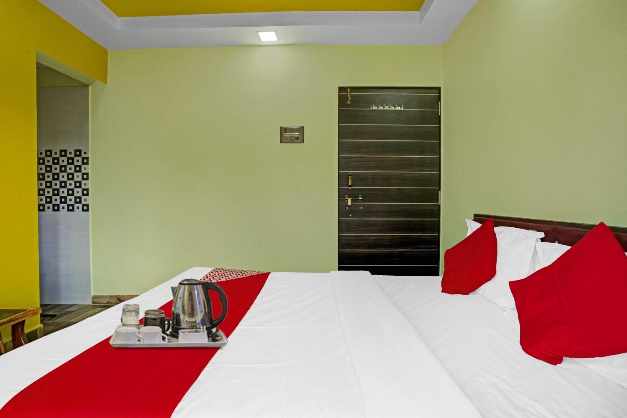 Hotel O Om Sai Residency Lodging And Boarding Taloje Exterior photo